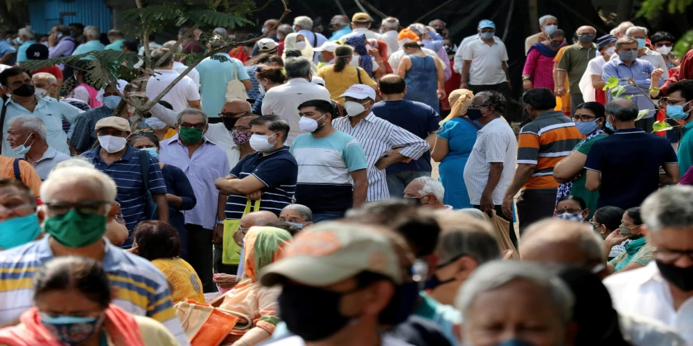 Beds, oxygen, genome tracking: Delhi braces for Covid resurgence with fresh advisory Beds, oxygen, genome tracking: Delhi braces for Covid resurgence with fresh advisory